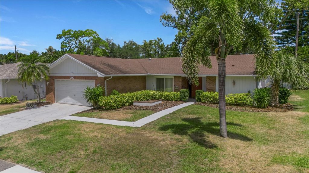 Photo of 3147 E Dorchester Drive, Palm Harbor, FL 34684 (MLS # TB8504287)