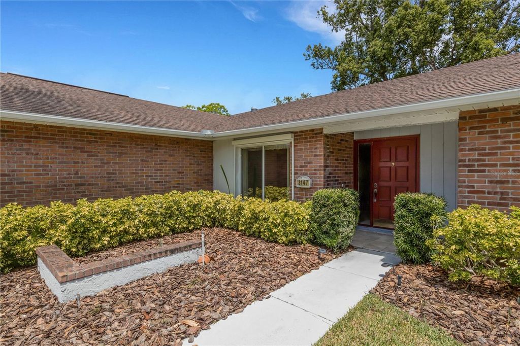 Photo of 3147 E Dorchester Drive, Palm Harbor, FL 34684 (MLS # TB8504287)