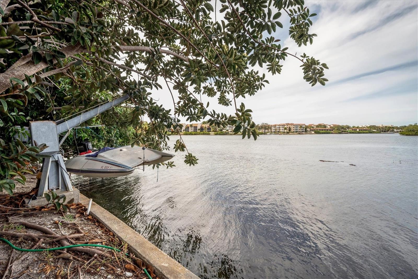 PINE SHORES ESTATE 7TH SEC - Residential