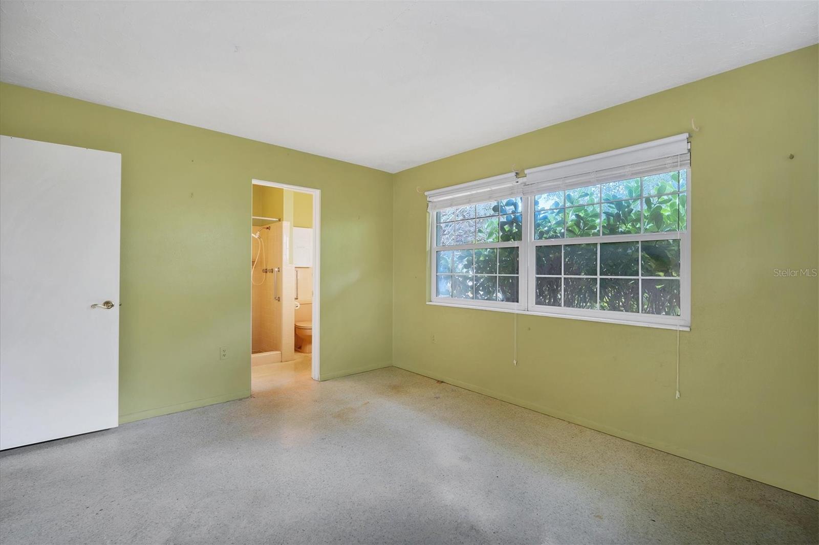 PINE SHORES ESTATE 7TH SEC - Residential