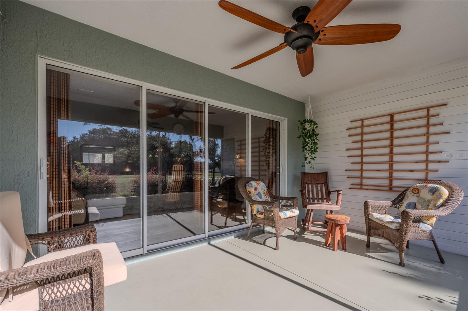 SUMMERGLEN - Residential