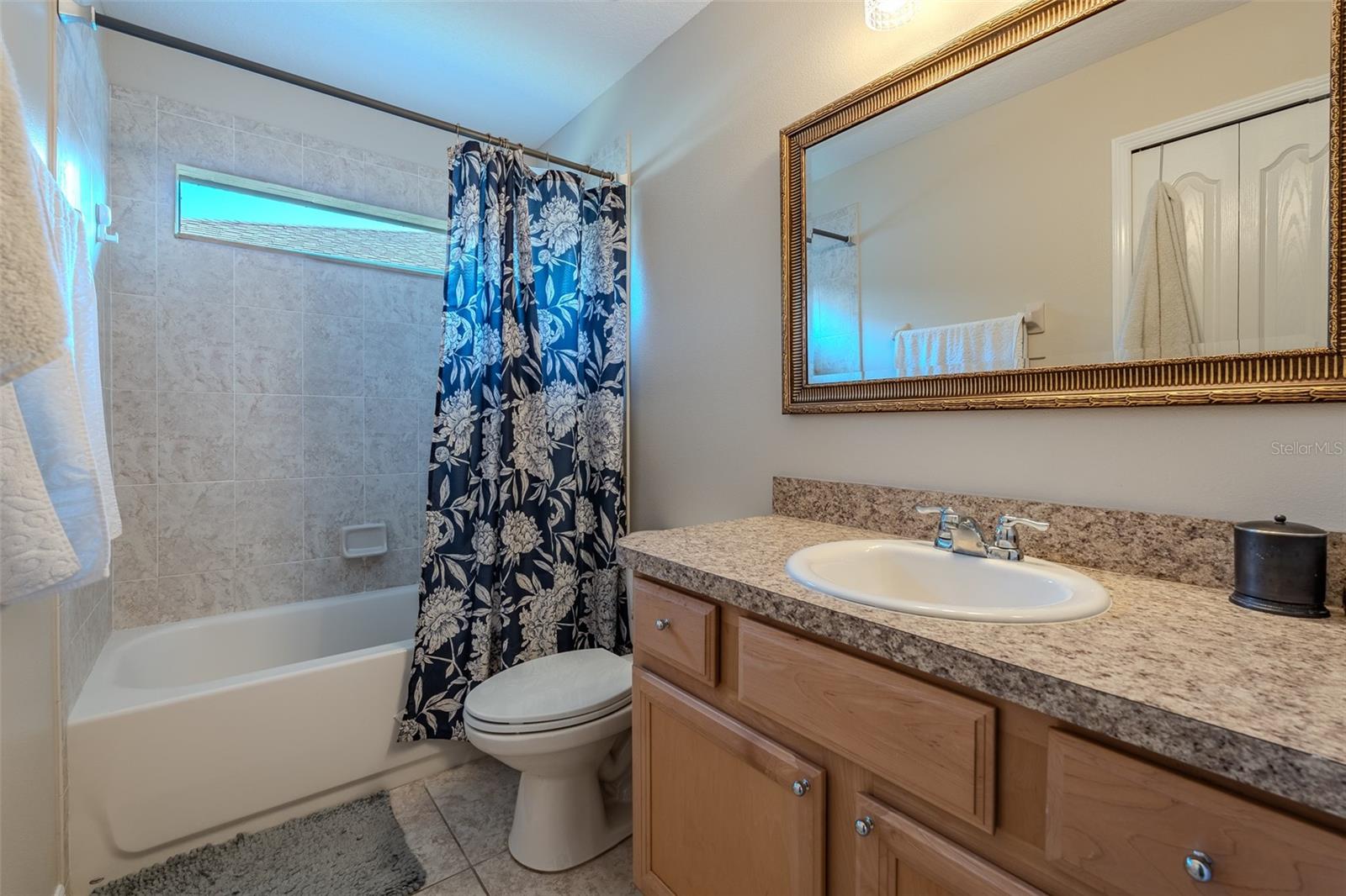 SUMMERGLEN - Residential