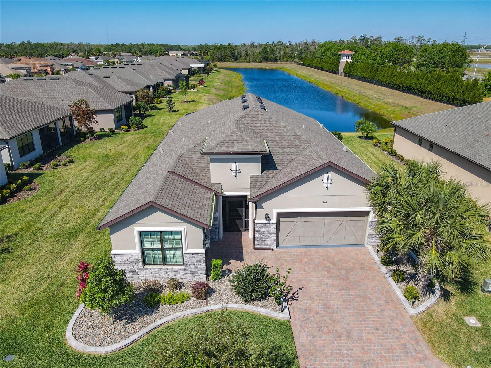 307 BELLA CORTINA DRIVE