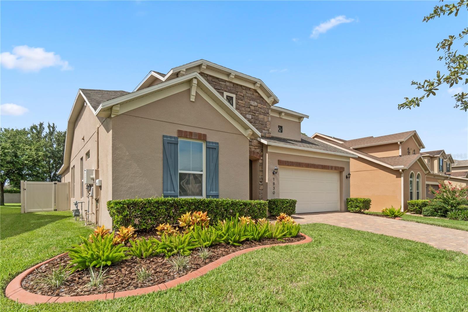 1830 ARDEN OAKS DRIVE
