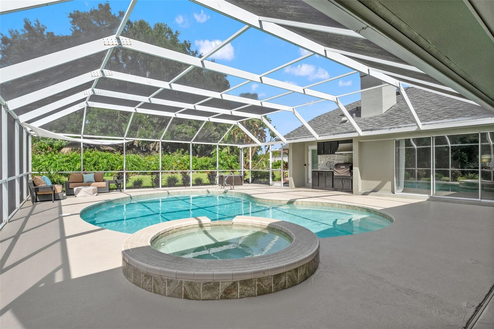17311 CARRIAGE WAY