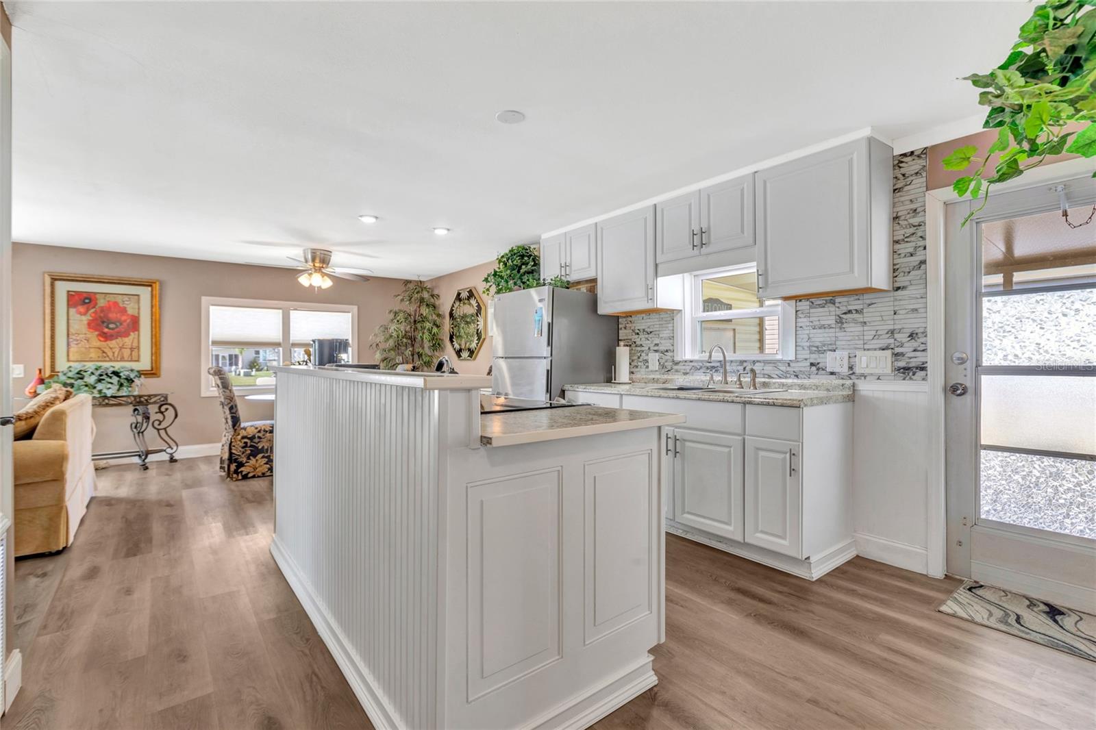 MAPLE LEAF ESTATES - Residential