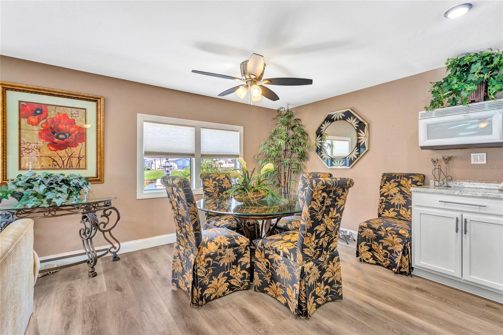 MAPLE LEAF ESTATES - Residential