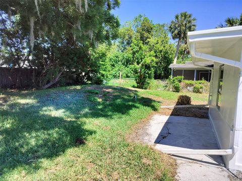 A home in PORT RICHEY