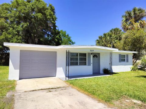 A home in PORT RICHEY