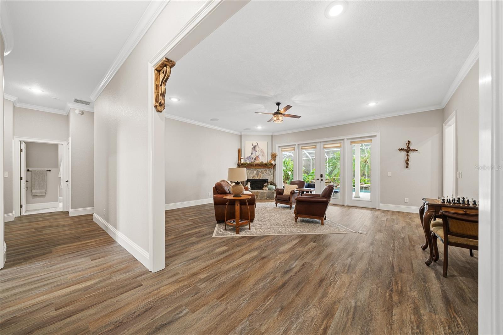 HOLCOMB ED - Residential