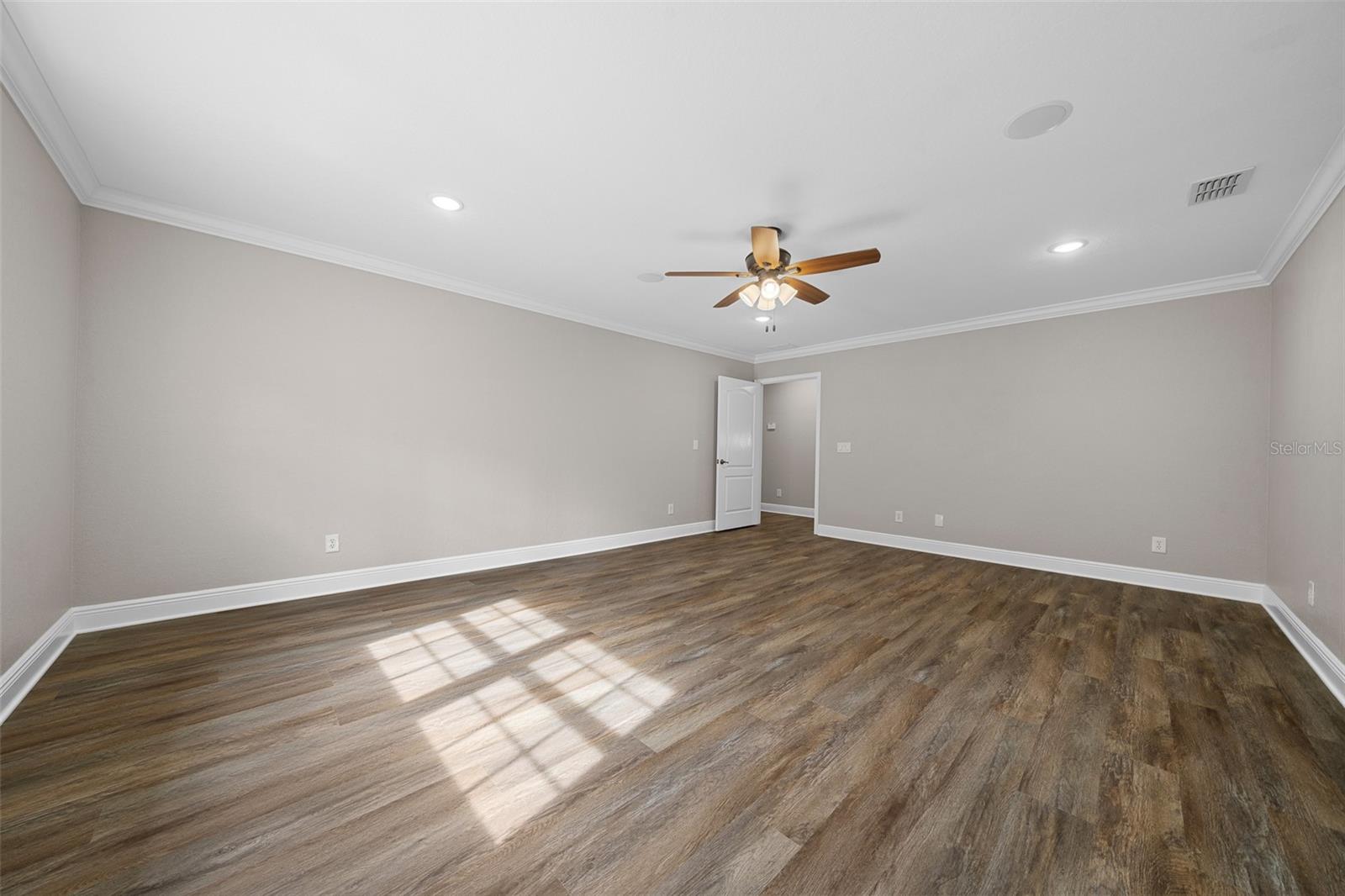 HOLCOMB ED - Residential
