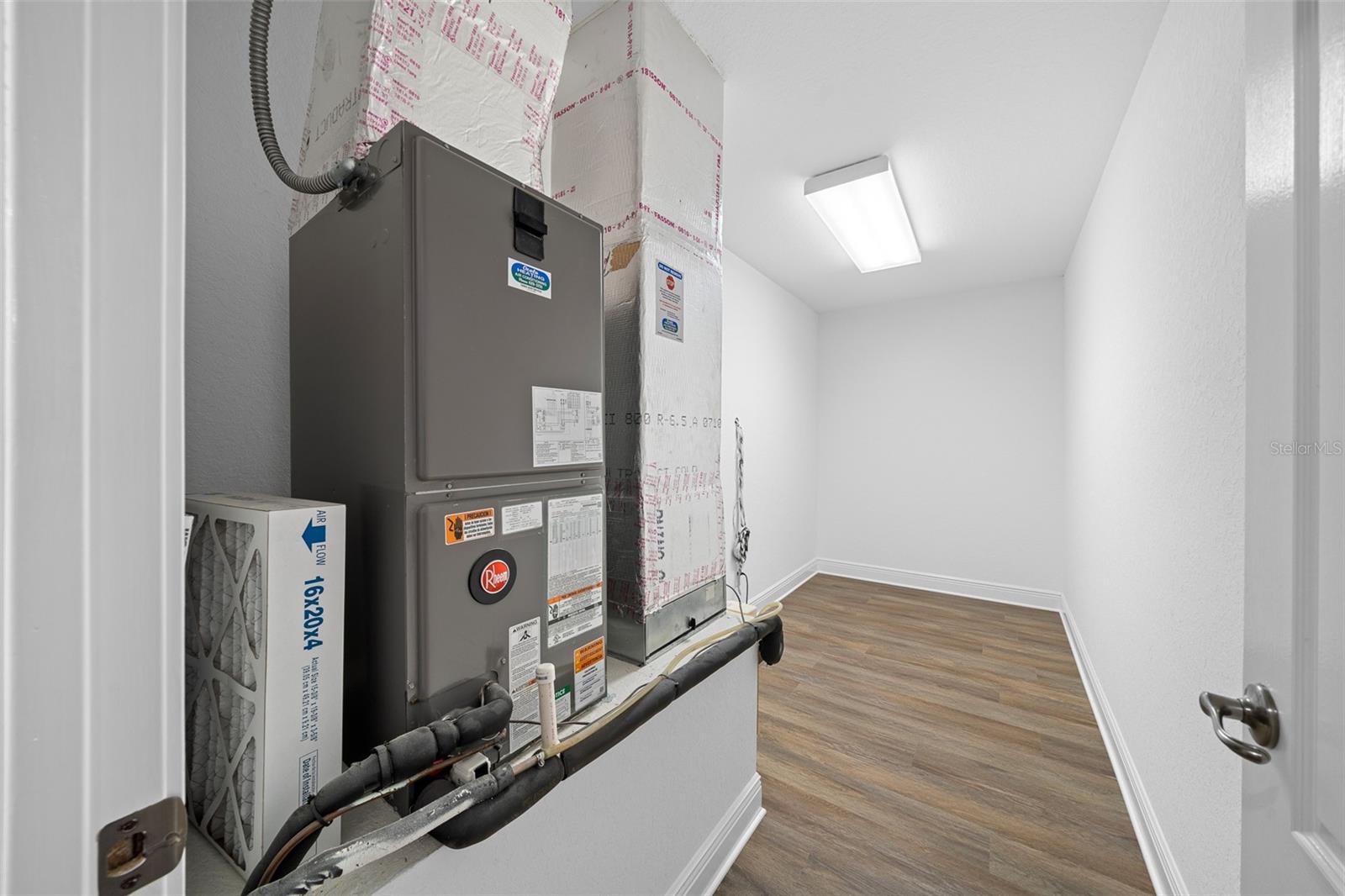 HOLCOMB ED - Residential