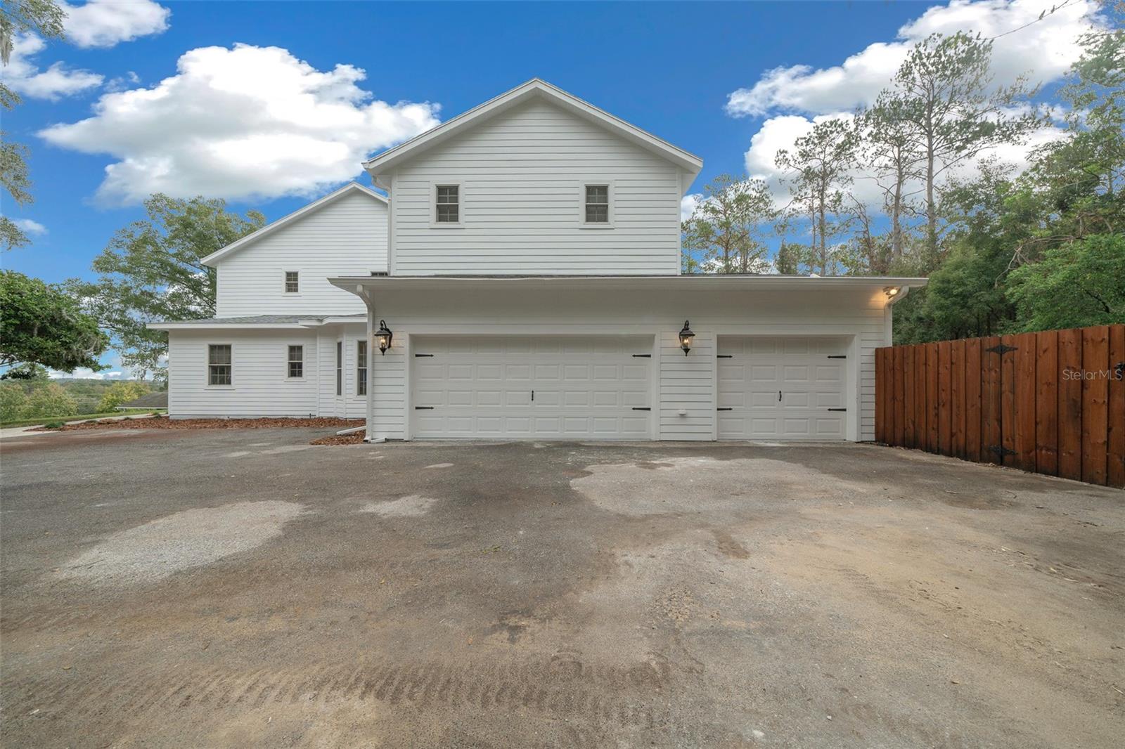 HOLCOMB ED - Residential