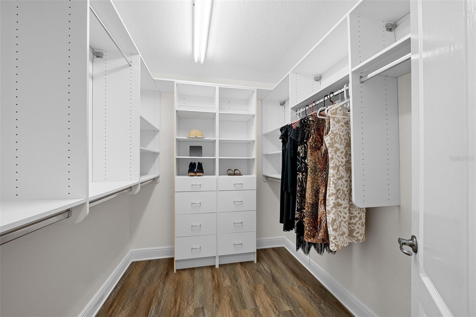HOLCOMB ED - Residential