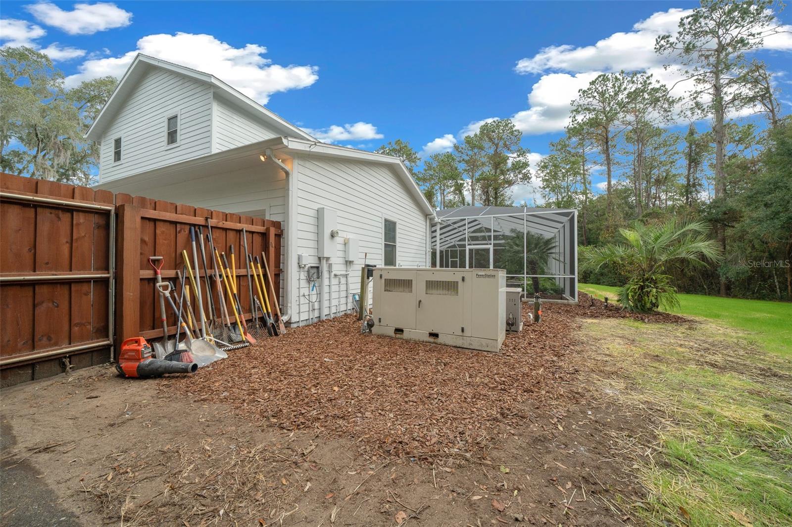 HOLCOMB ED - Residential