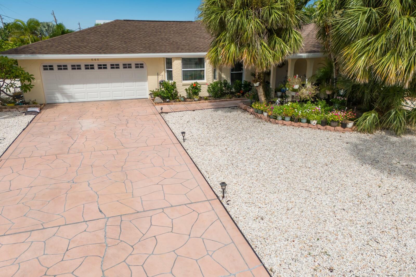 KEY ROYALE 11TH ADD - Residential