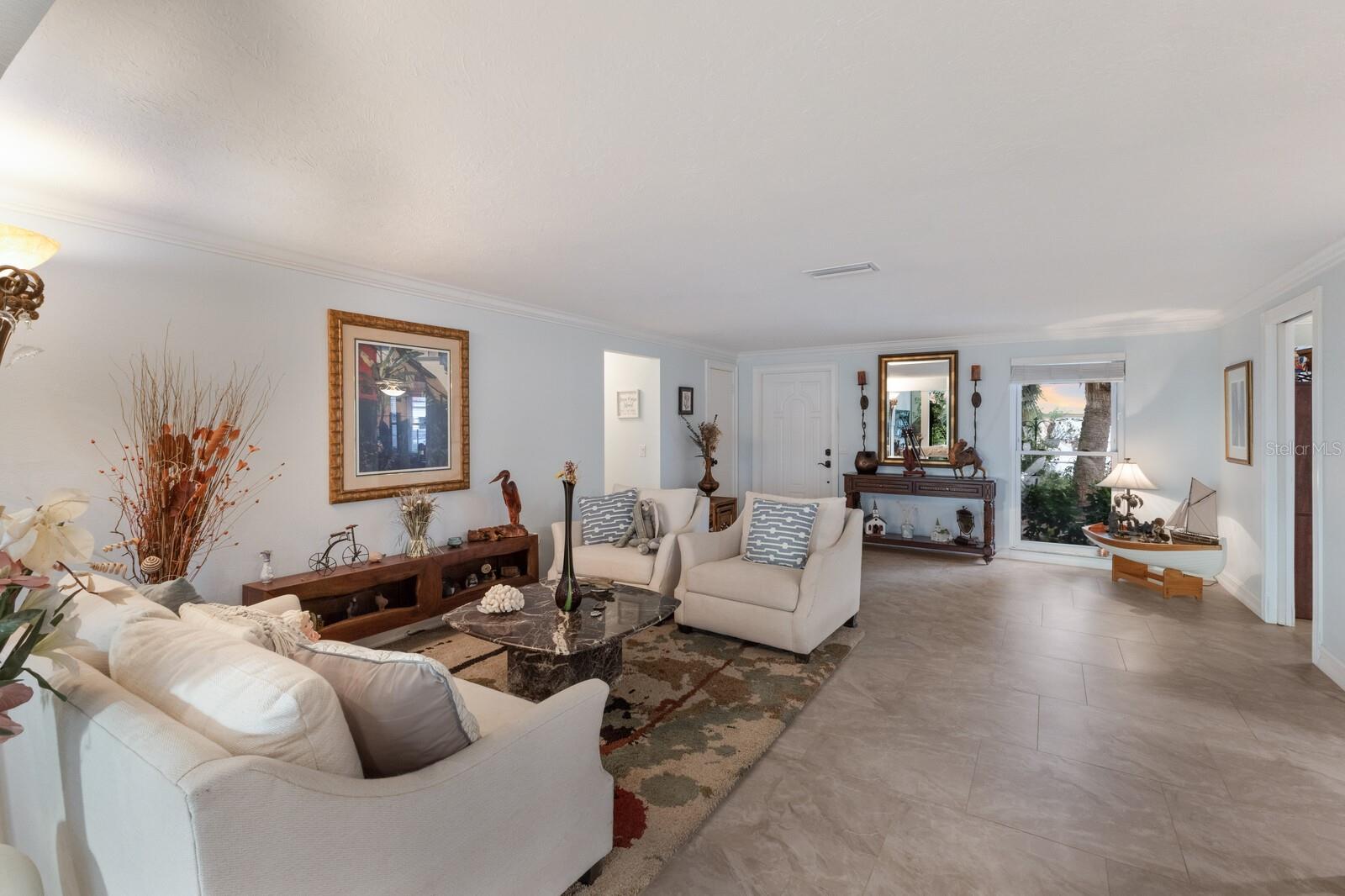 KEY ROYALE 11TH ADD - Residential