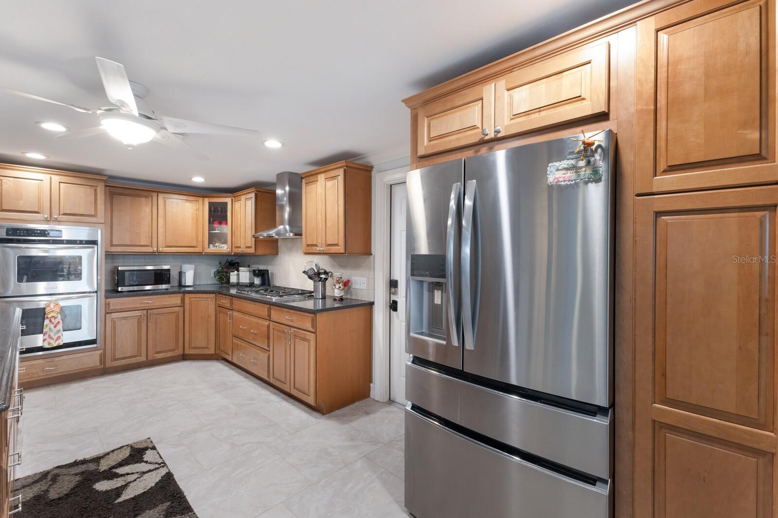 KEY ROYALE 11TH ADD - Residential