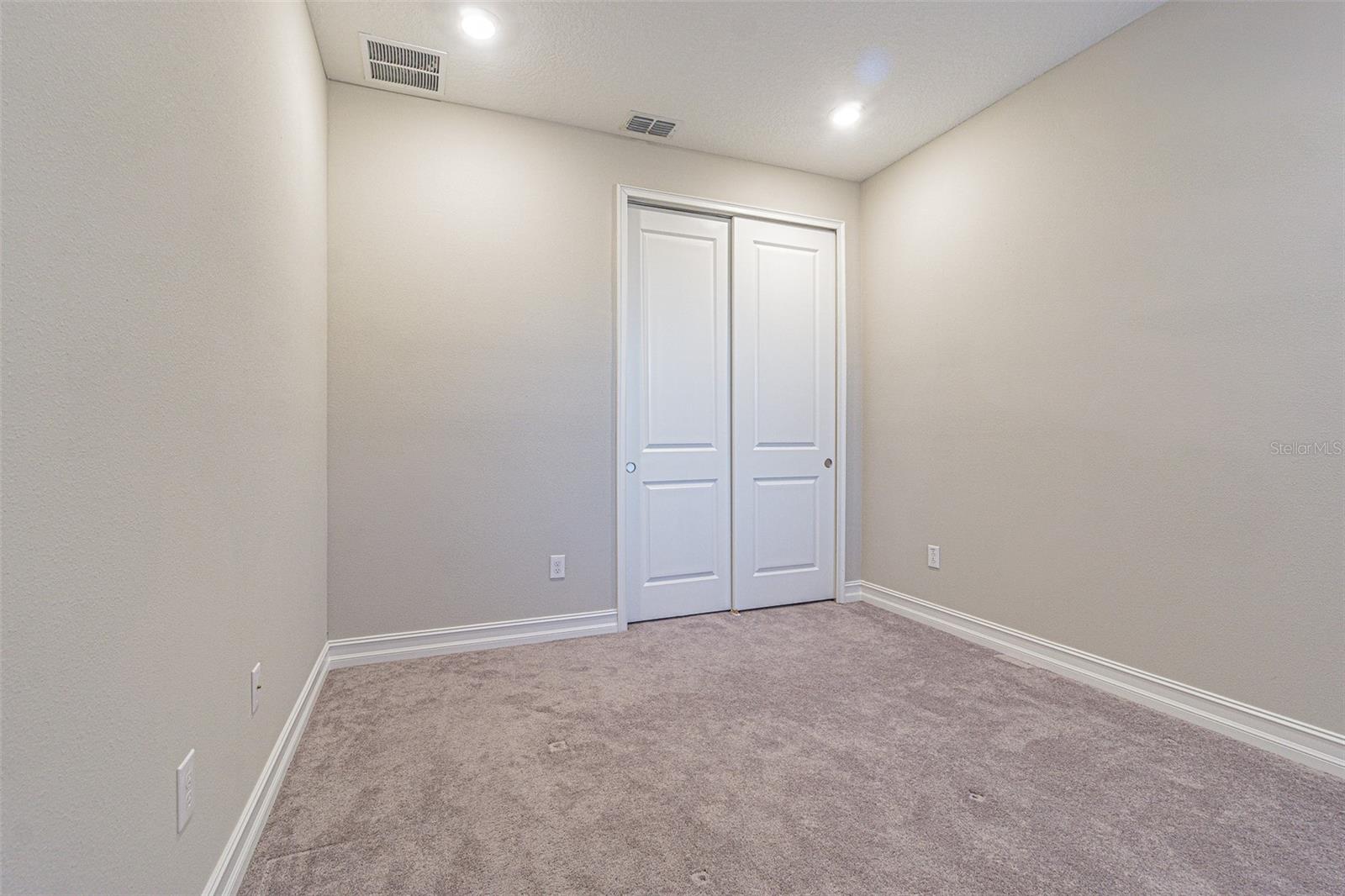 ESTANCIA - Residential