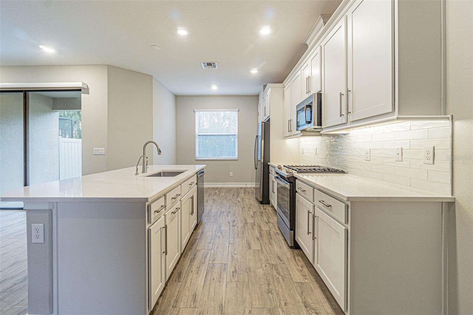 ESTANCIA - Residential