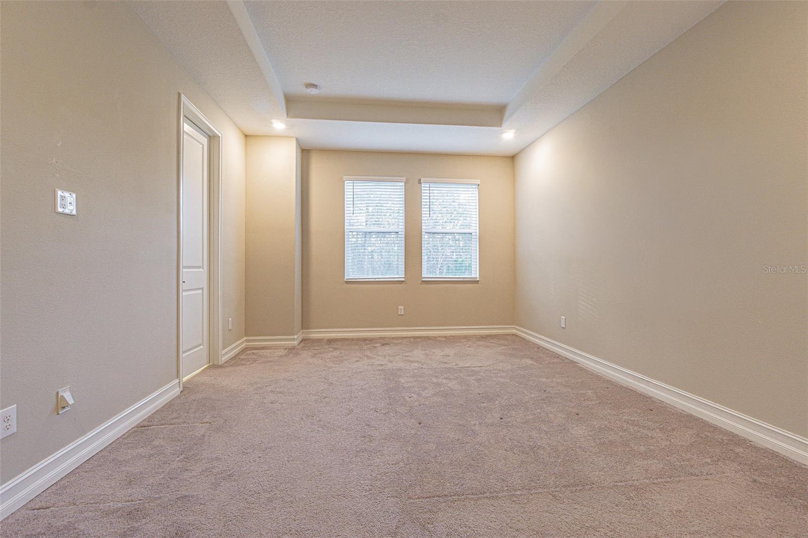 ESTANCIA - Residential