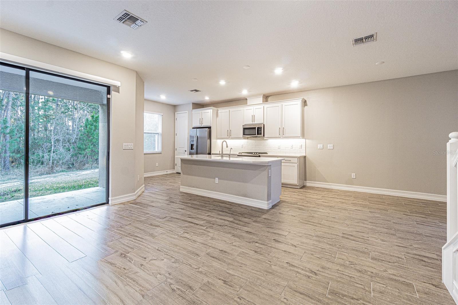 ESTANCIA - Residential