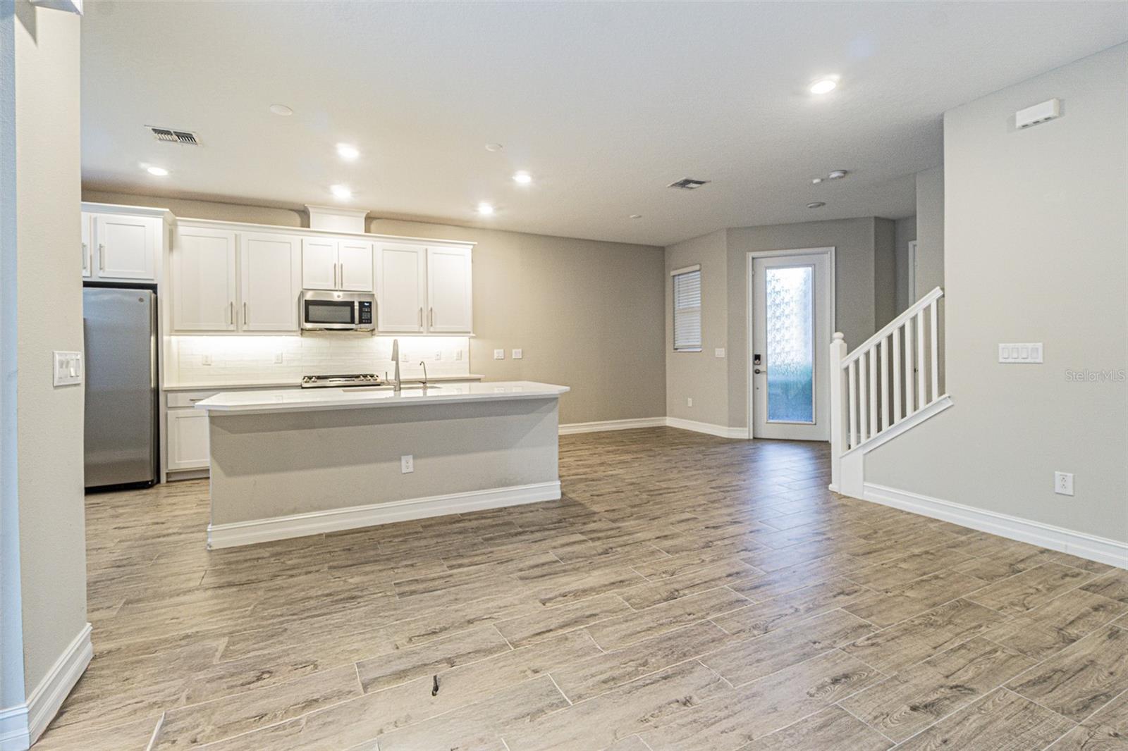 ESTANCIA - Residential