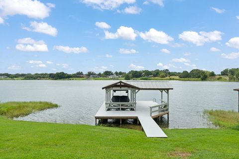 Tiny photo for 2422 Topping Place, Eustis, FL 32726 (MLS # O6348947)