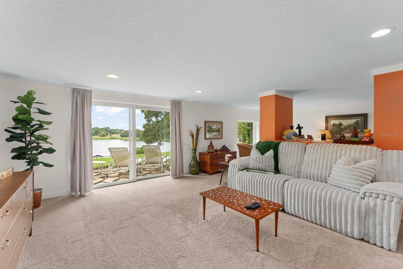 RAINBOW RIDGE - Residential