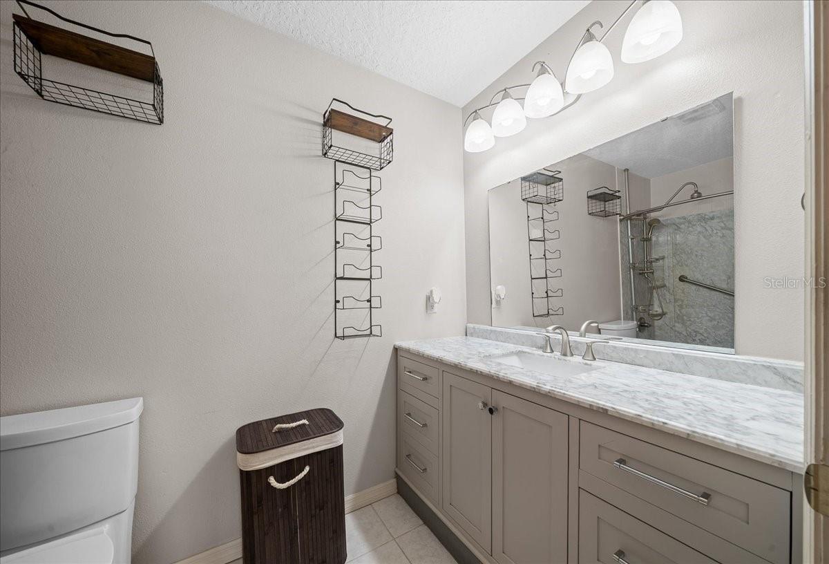 EDGEWATER SHORES UNREC - Residential