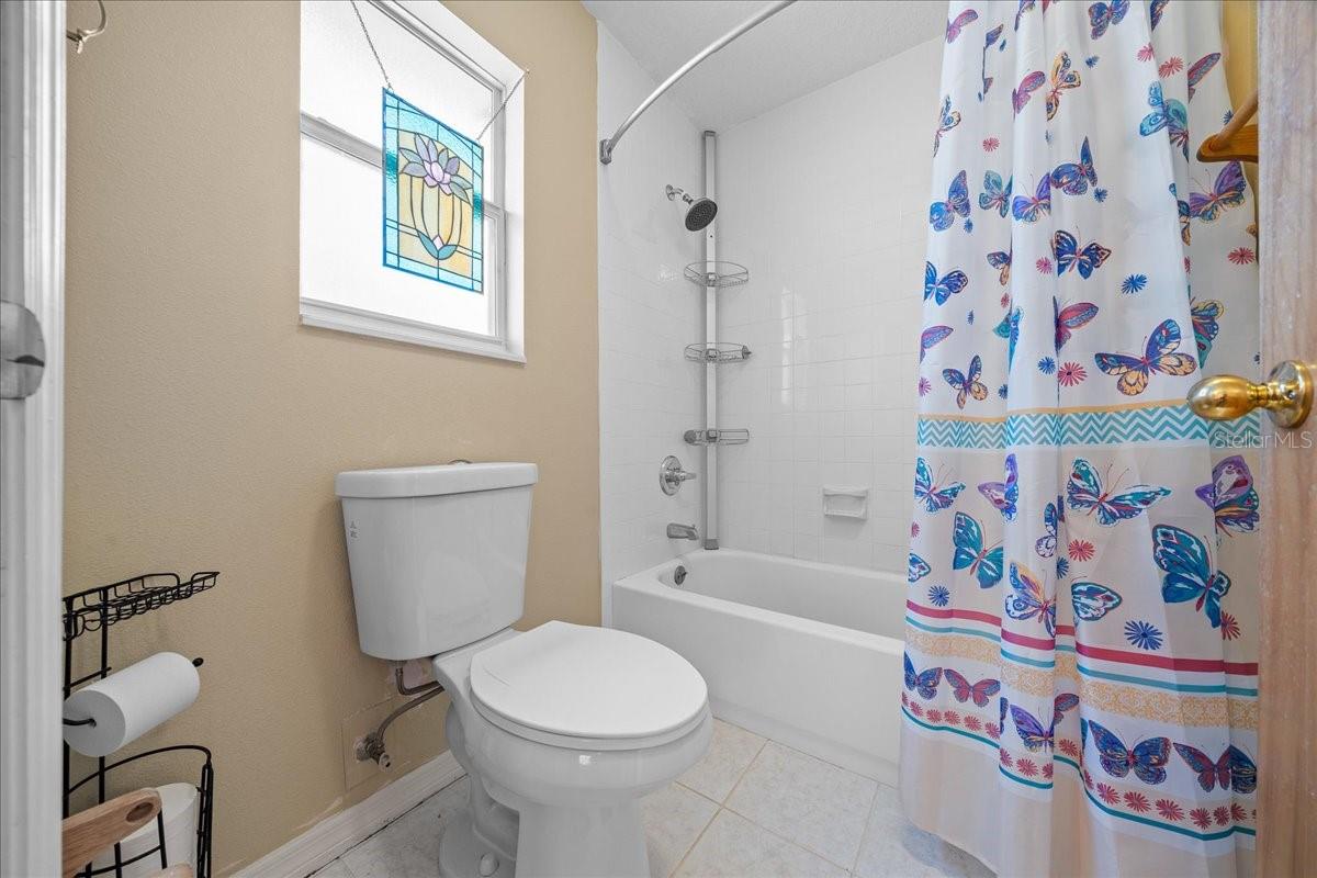 EDGEWATER SHORES UNREC - Residential