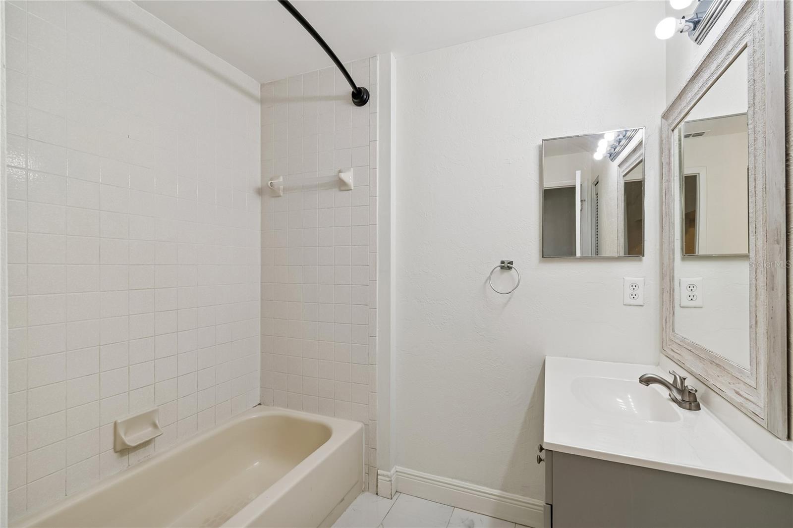 COUNTRYWAY PRCL B TRCT 21 PH 2 - Residential