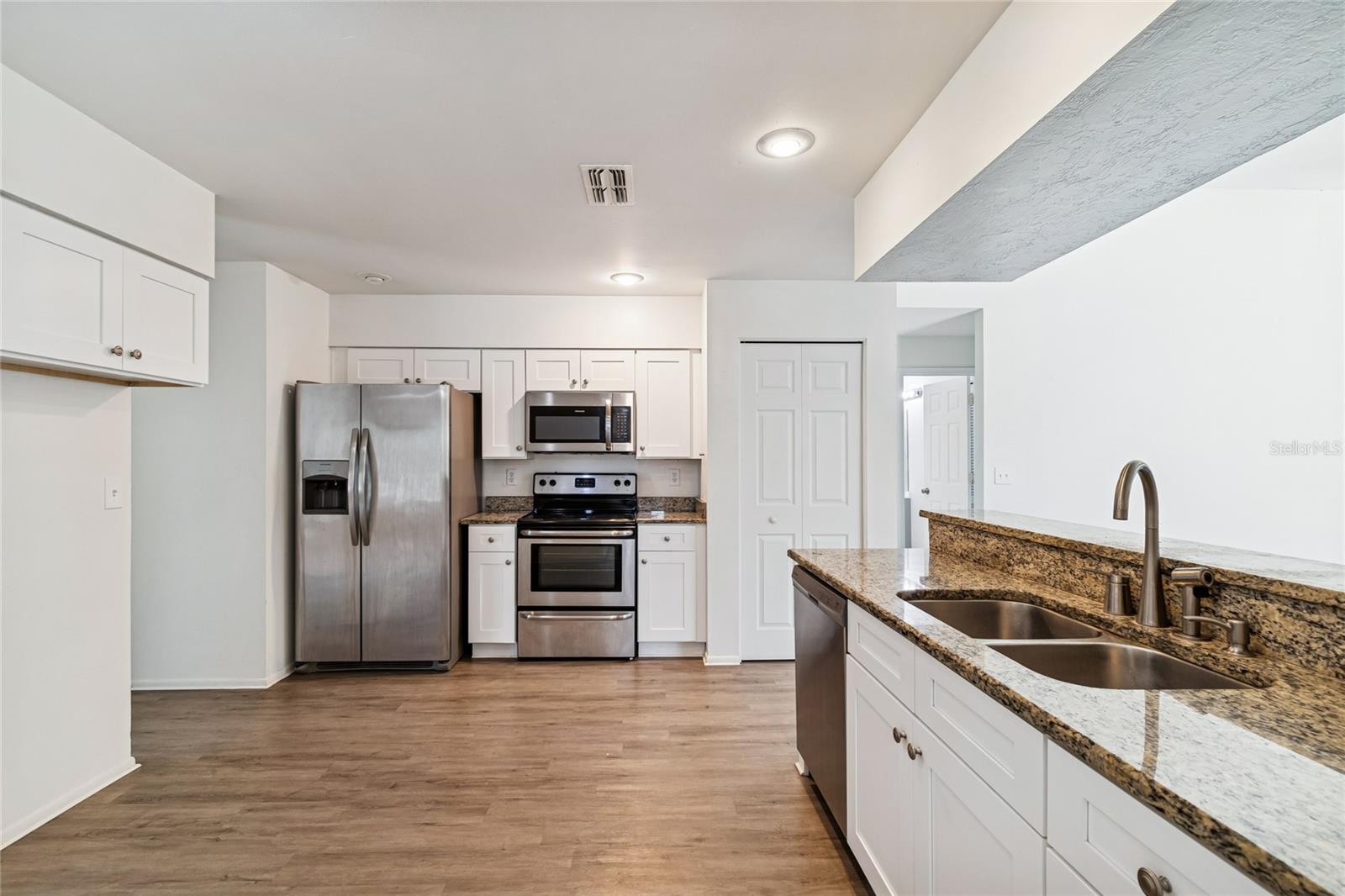 COUNTRYWAY PRCL B TRCT 21 PH 2 - Residential