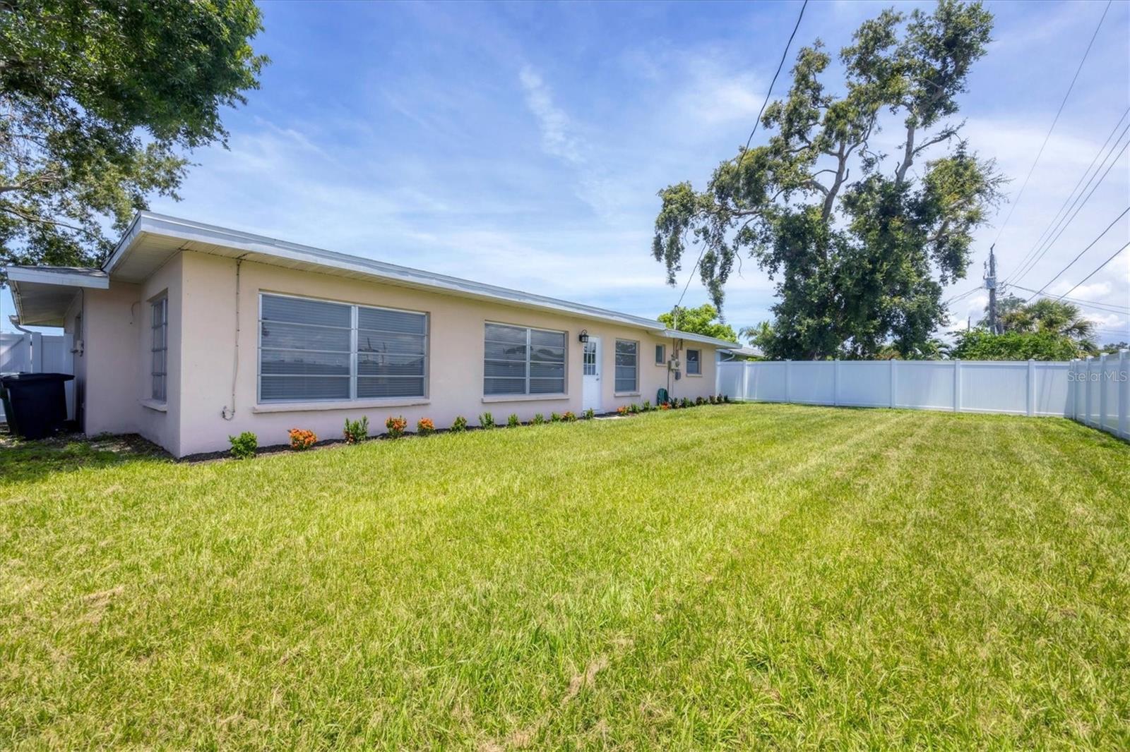 GULF GATE - Residential