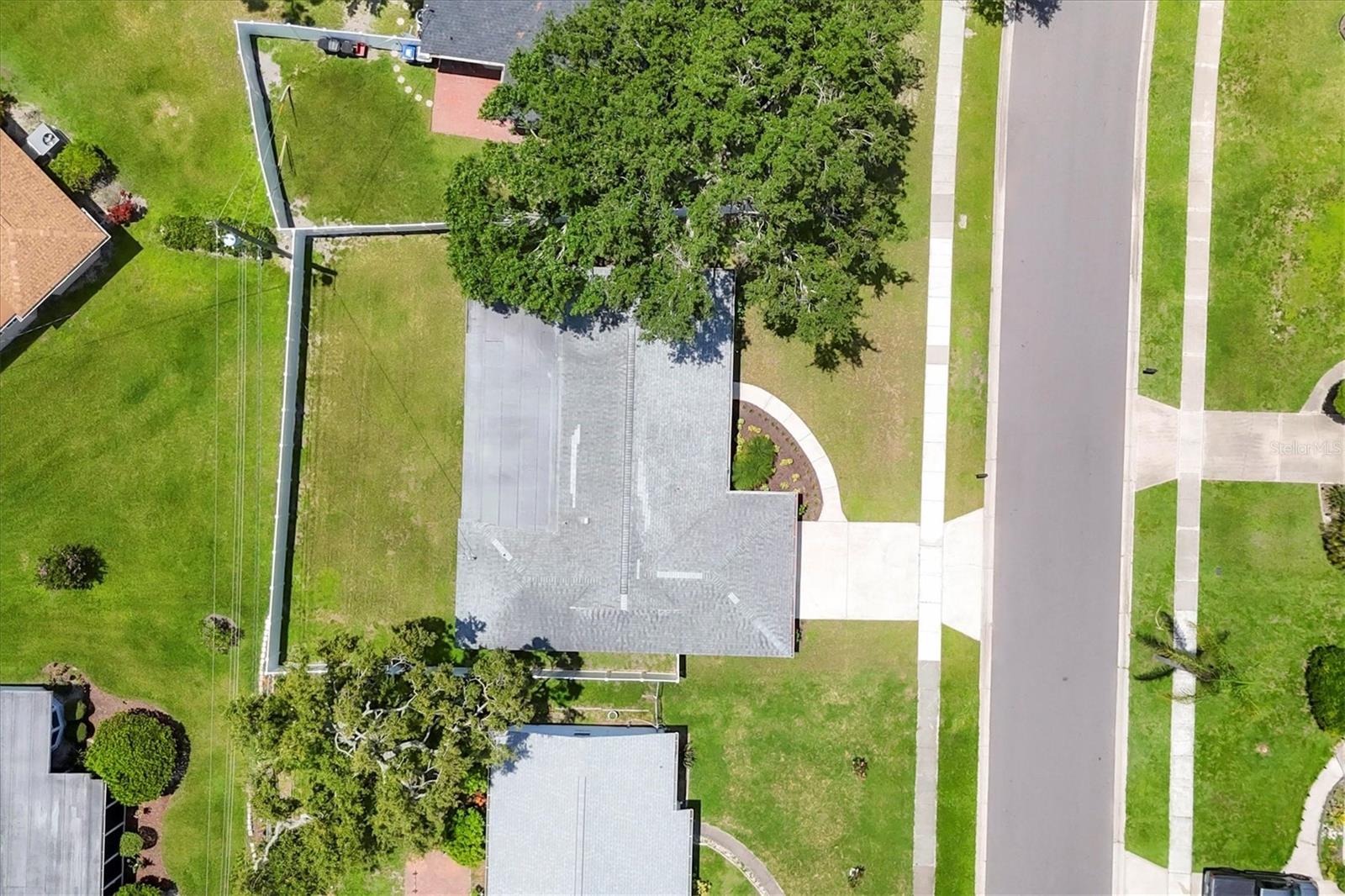 6637 BOWLINE DRIVE