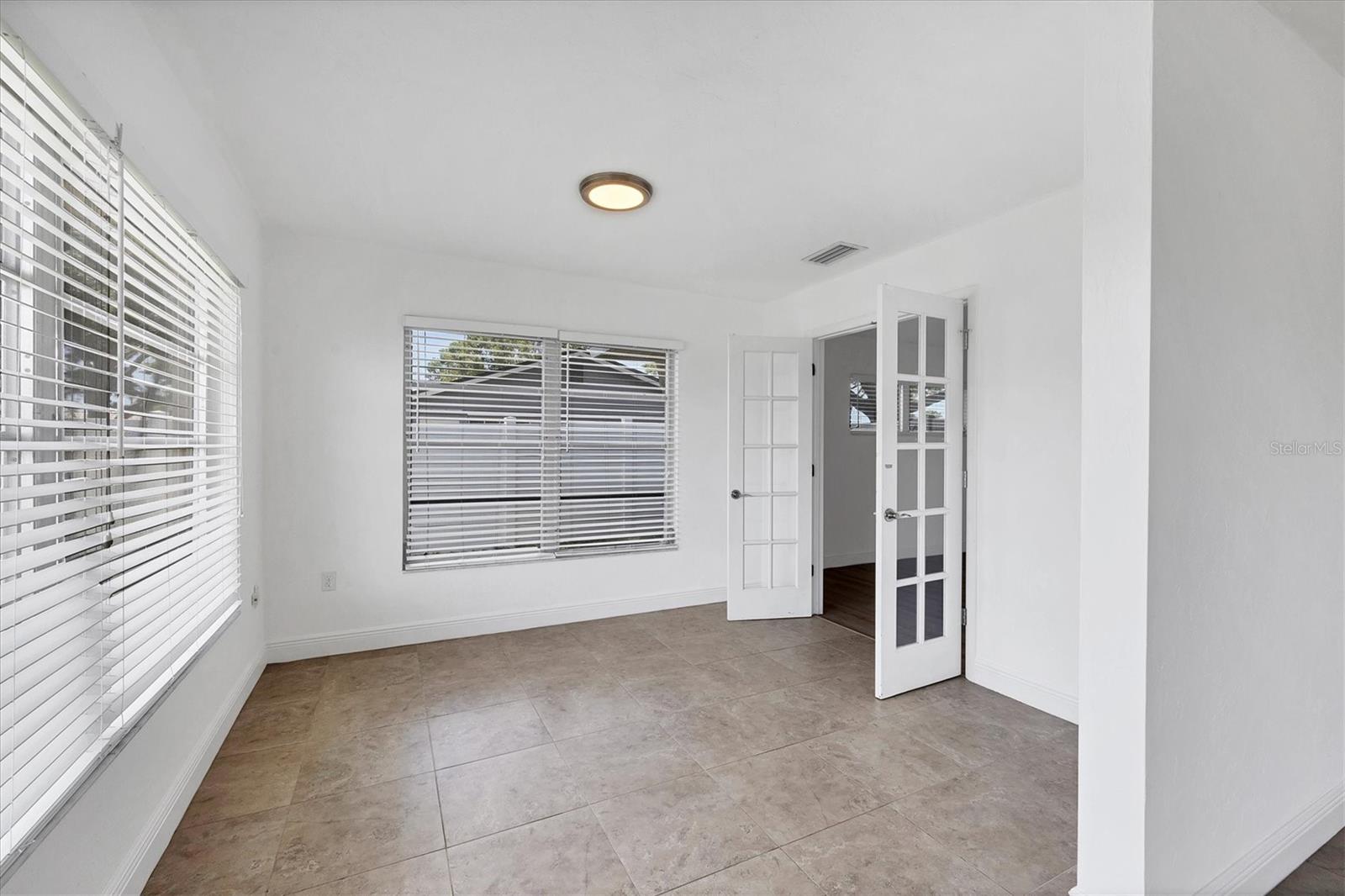 GULF GATE - Residential