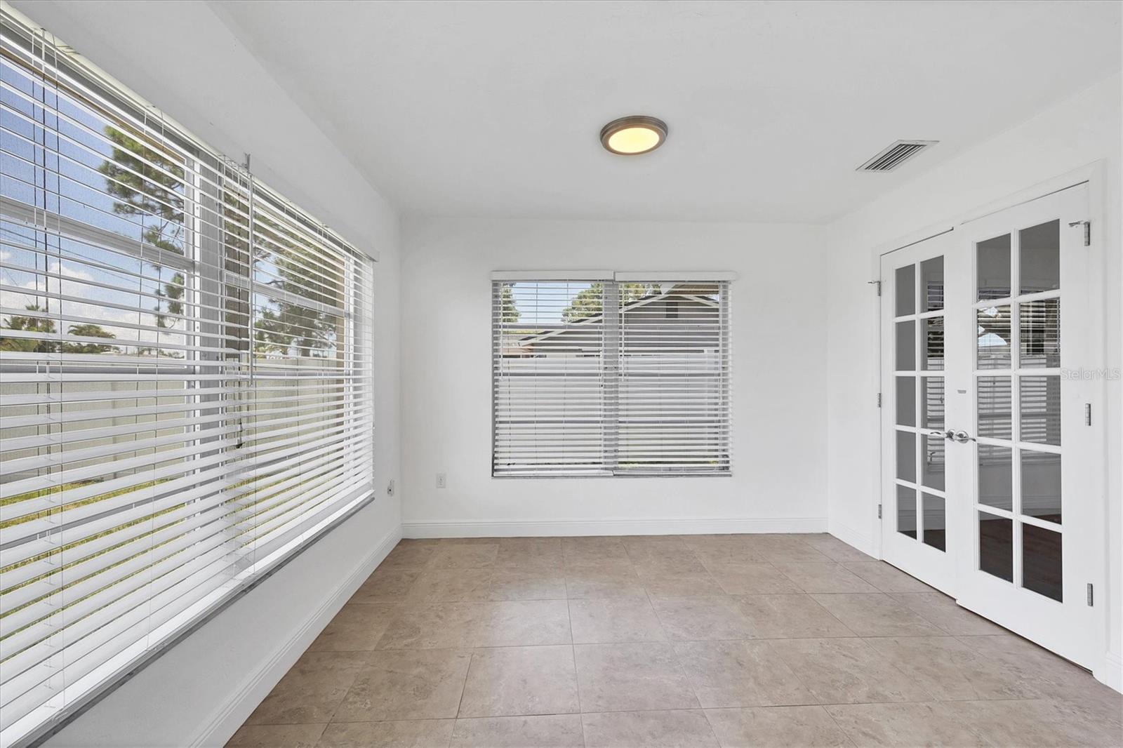 GULF GATE - Residential