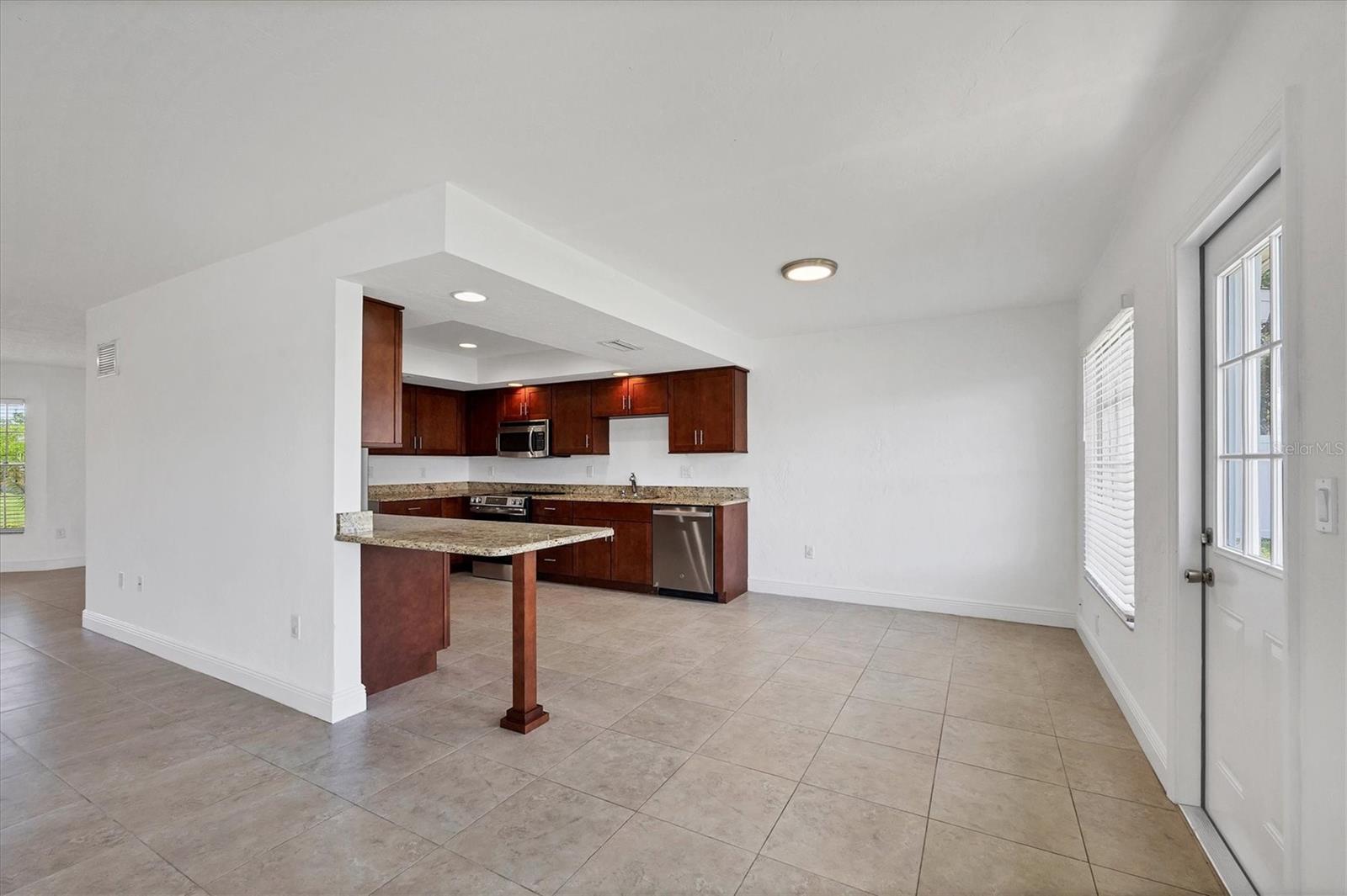GULF GATE - Residential