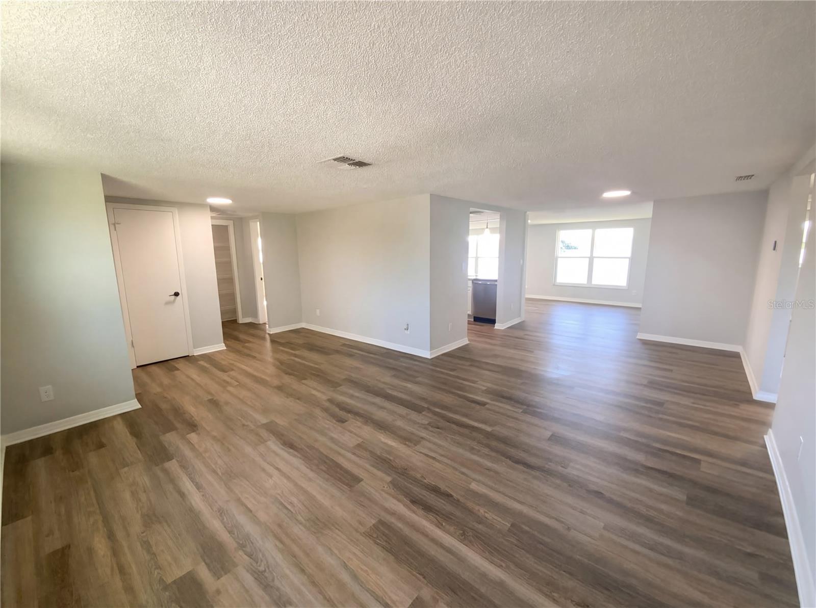 TAHITIAN DEV SUB - Residential