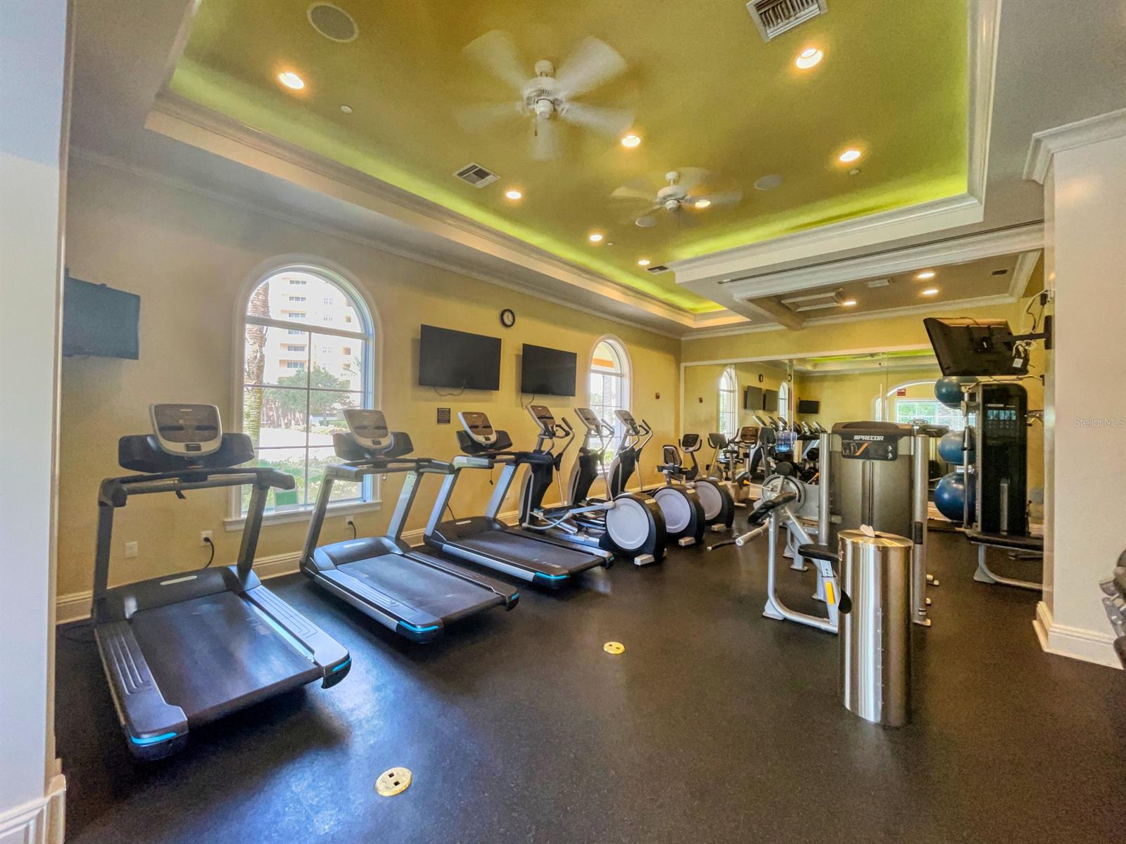 Hammocks At Minorca Ph 01 - Residential