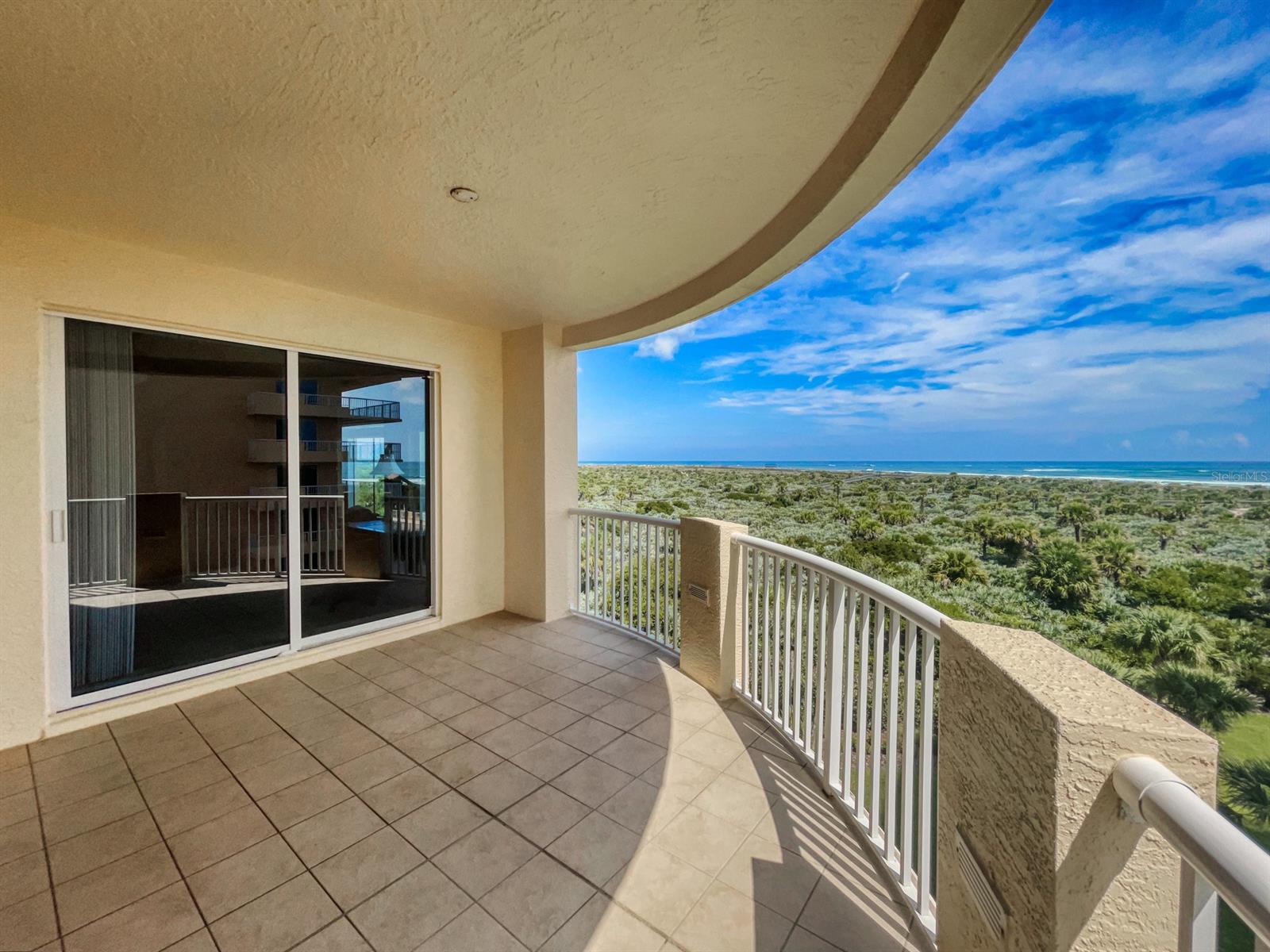 Hammocks At Minorca Ph 01 - Residential