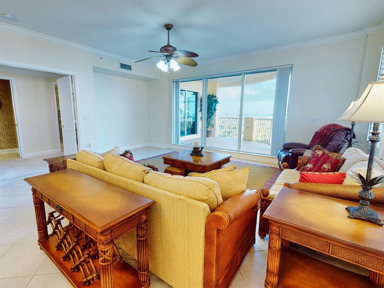 Hammocks At Minorca Ph 01 - Residential