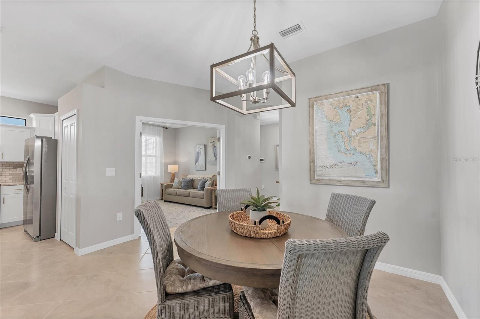 BISCAYNE LNDG II - Residential Lease