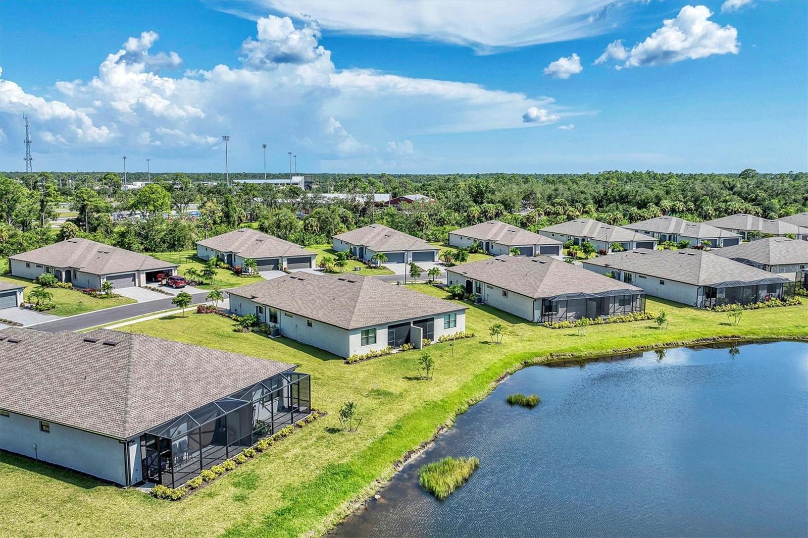 BISCAYNE LNDG II - Residential Lease