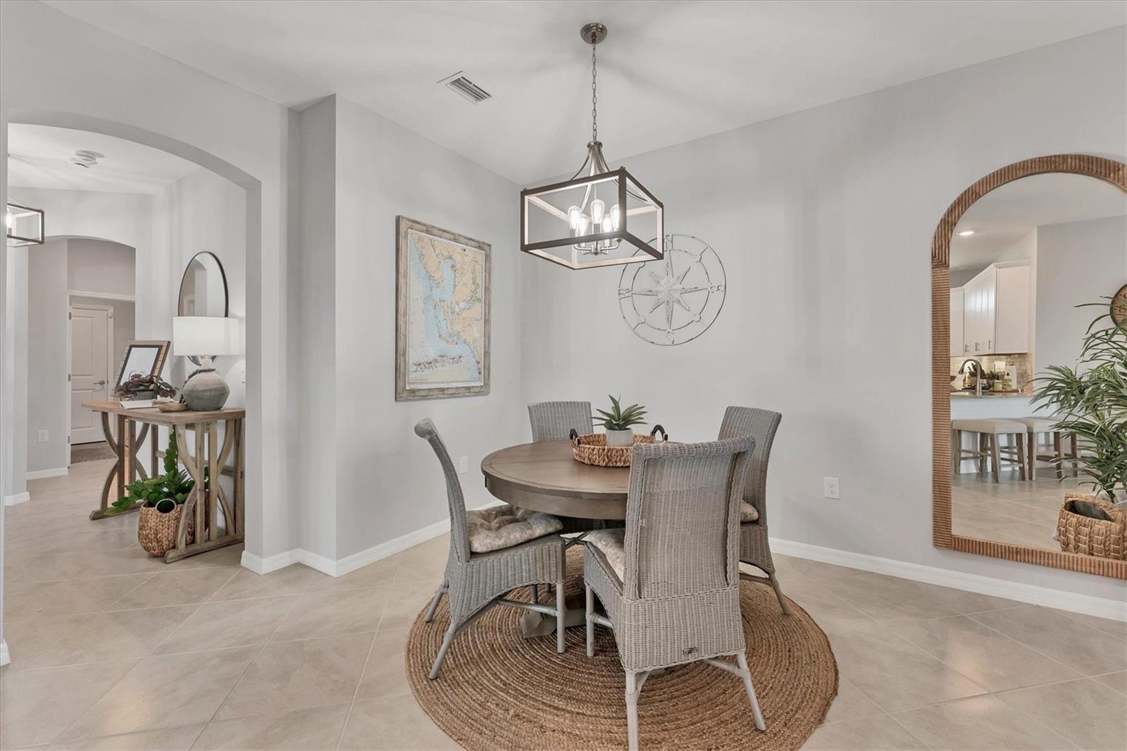 BISCAYNE LNDG II - Residential Lease