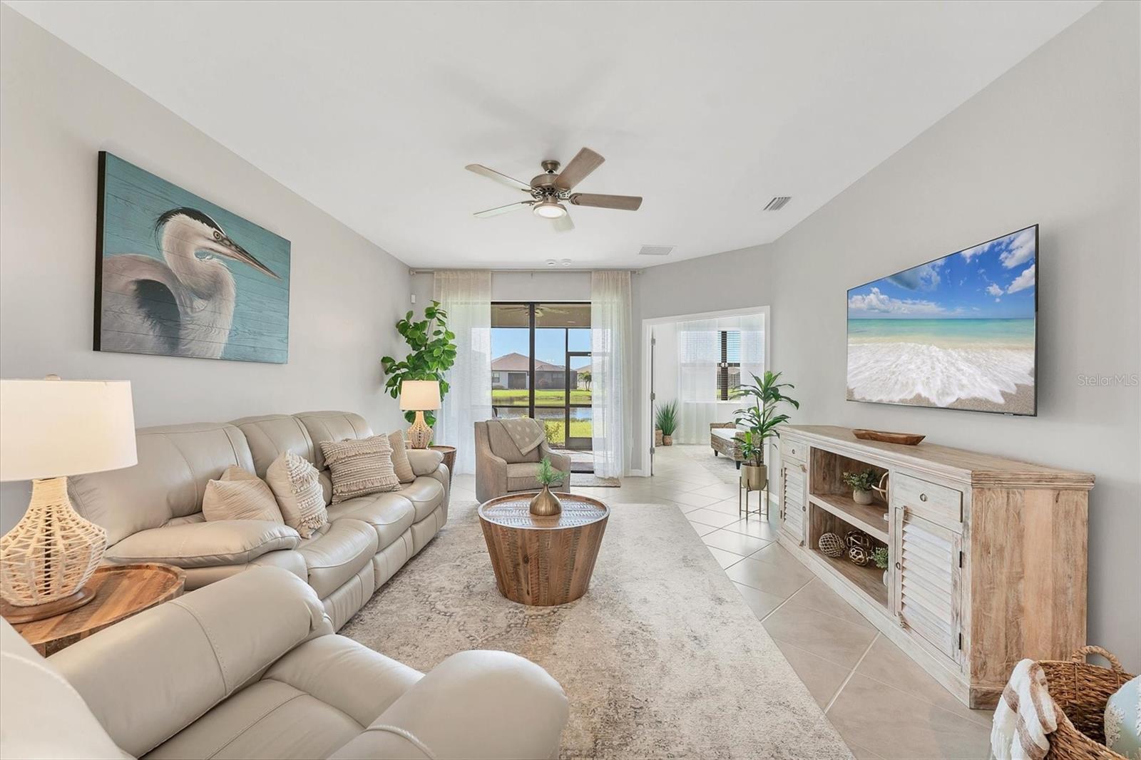 BISCAYNE LNDG II - Residential Lease