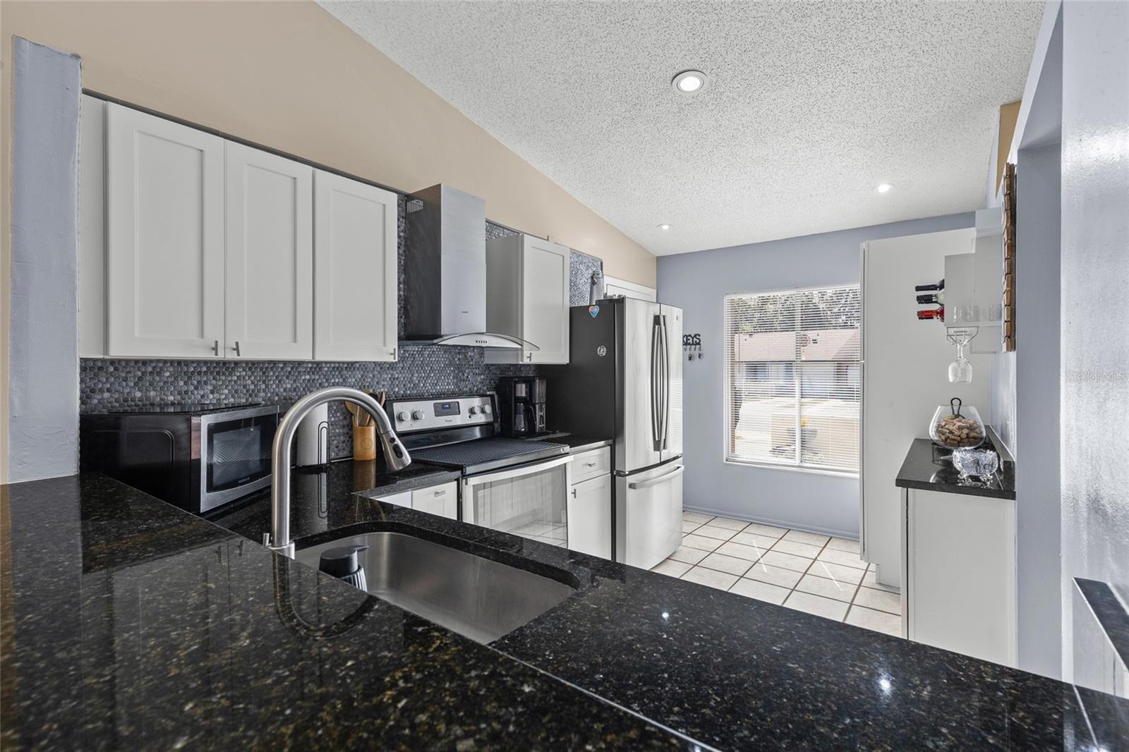 HIDDEN LAKE VILLAS PH 1 - Residential