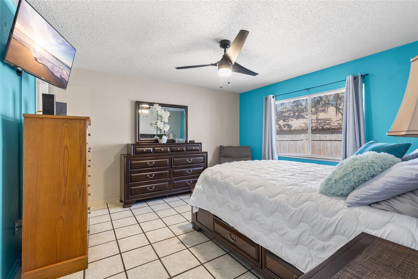 HIDDEN LAKE VILLAS PH 1 - Residential