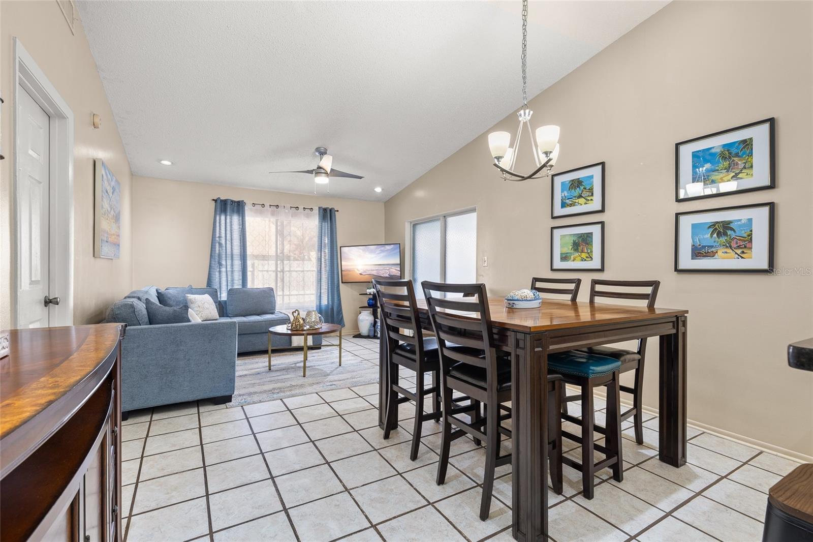 HIDDEN LAKE VILLAS PH 1 - Residential