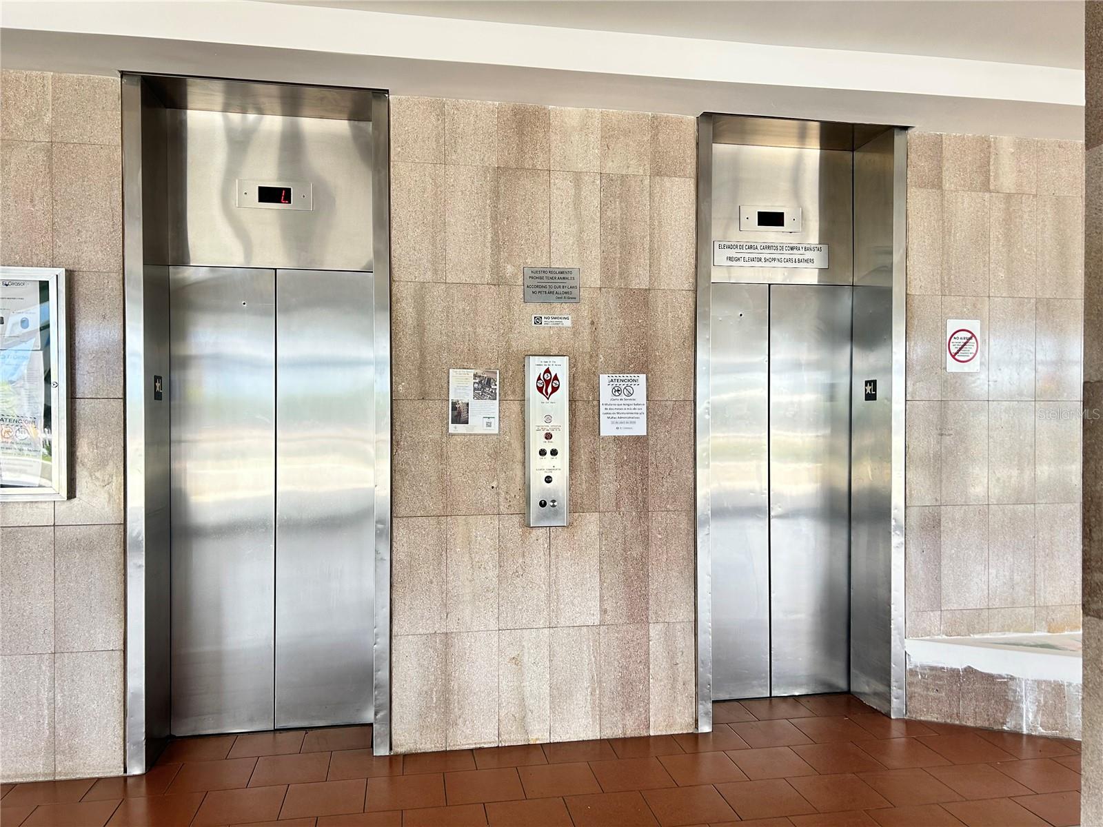 CONDOMINIO EL GIRASOL - Residential